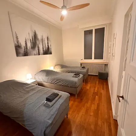 Grand De 120 M2 A 5 Minutes Du Metro 7 Lits * Ле-Лила
